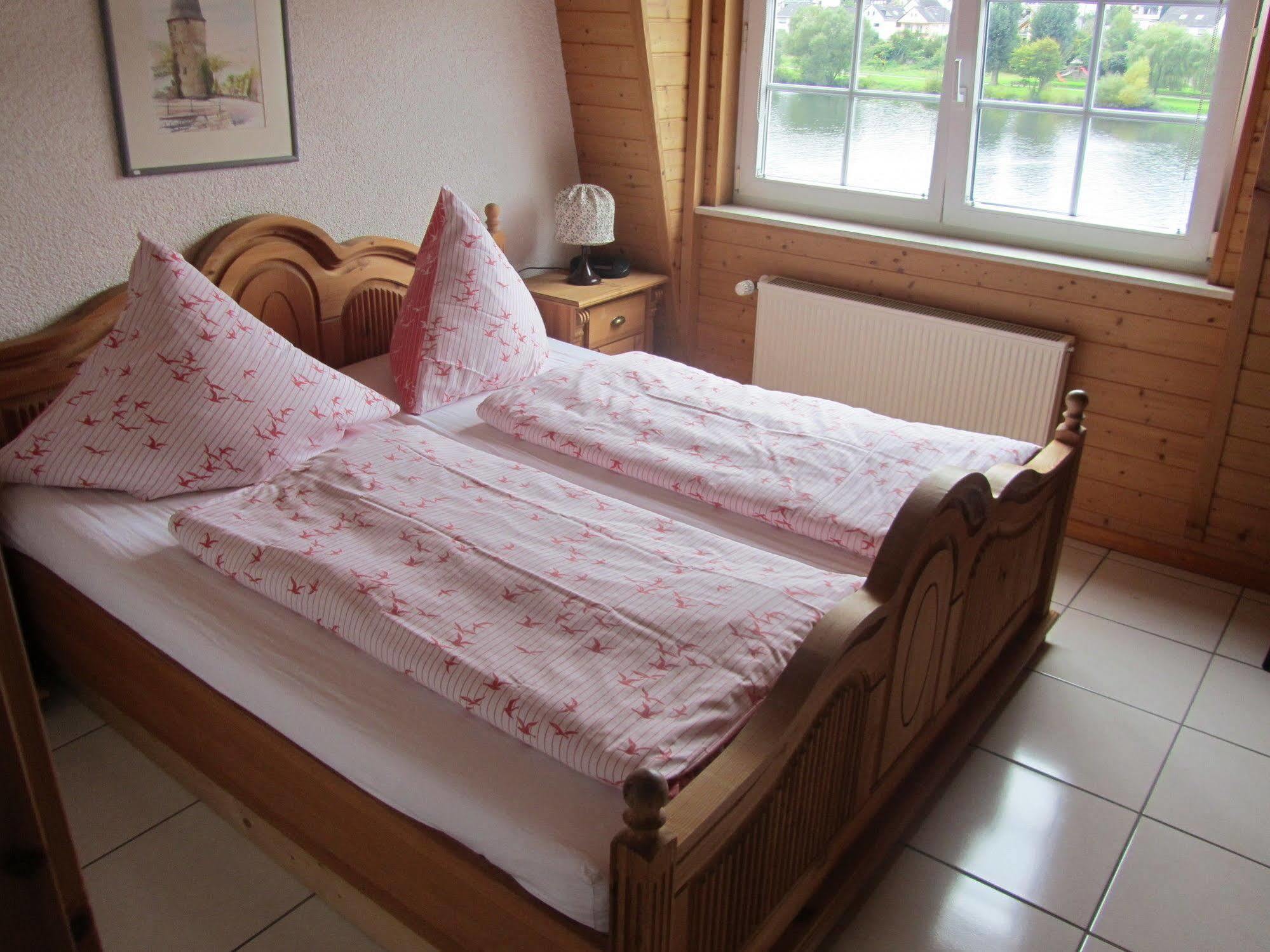 Mosel Panorama Apartment Zell an der Mosel Ngoại thất bức ảnh